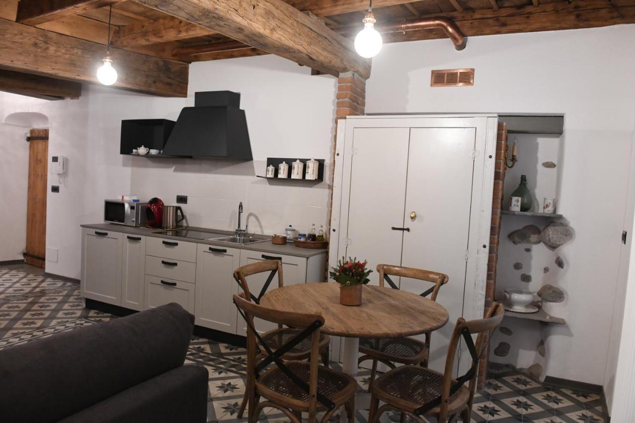 La Casa Di Eva Apartment Cuneo Bagian luar foto